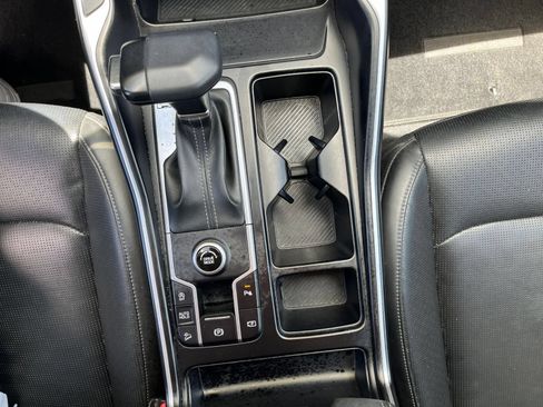 Used 2024 Kia Sorento S FWD image 42