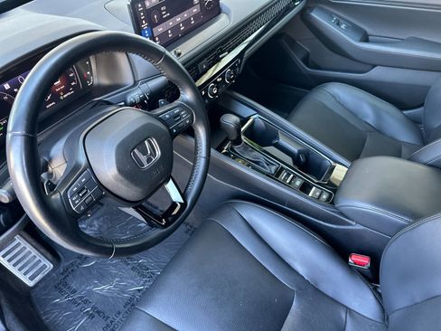 Used 2023 Honda Accord Sport image 10