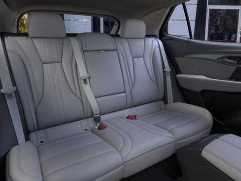 New 2026 Buick Envision Avenir image 9