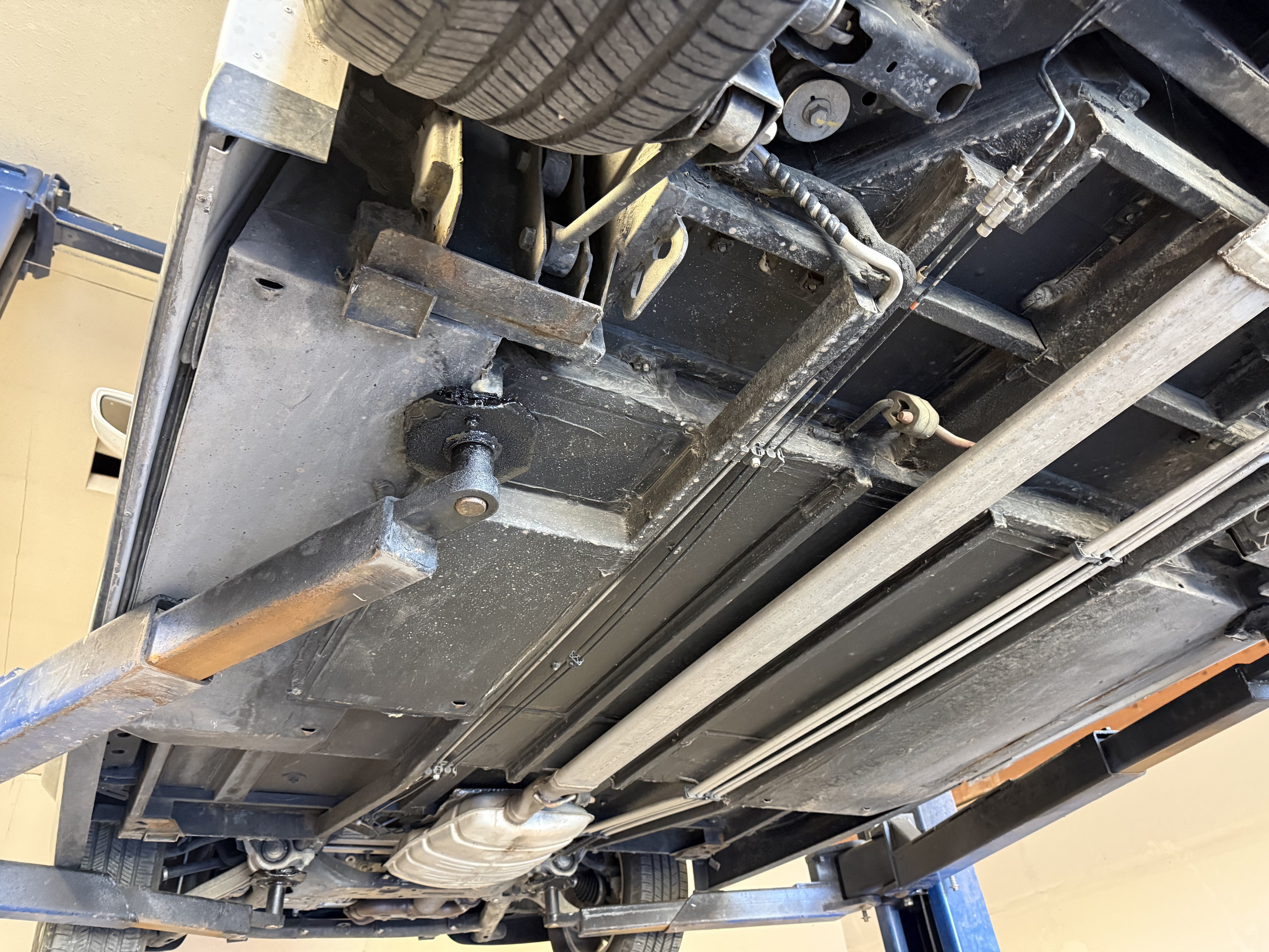Used 2017 Chrysler Pacifica Touring-L FWD image 38