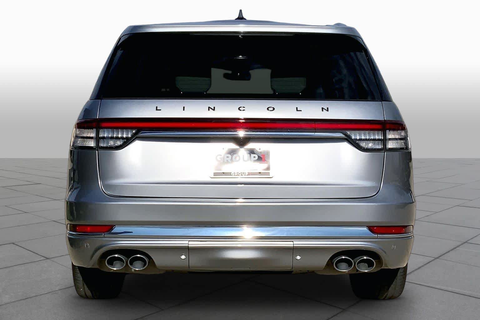 Used 2022 Lincoln Aviator Black Label Grand Touring w/ Class IV Trailer Tow Package AWD/4WD image 5