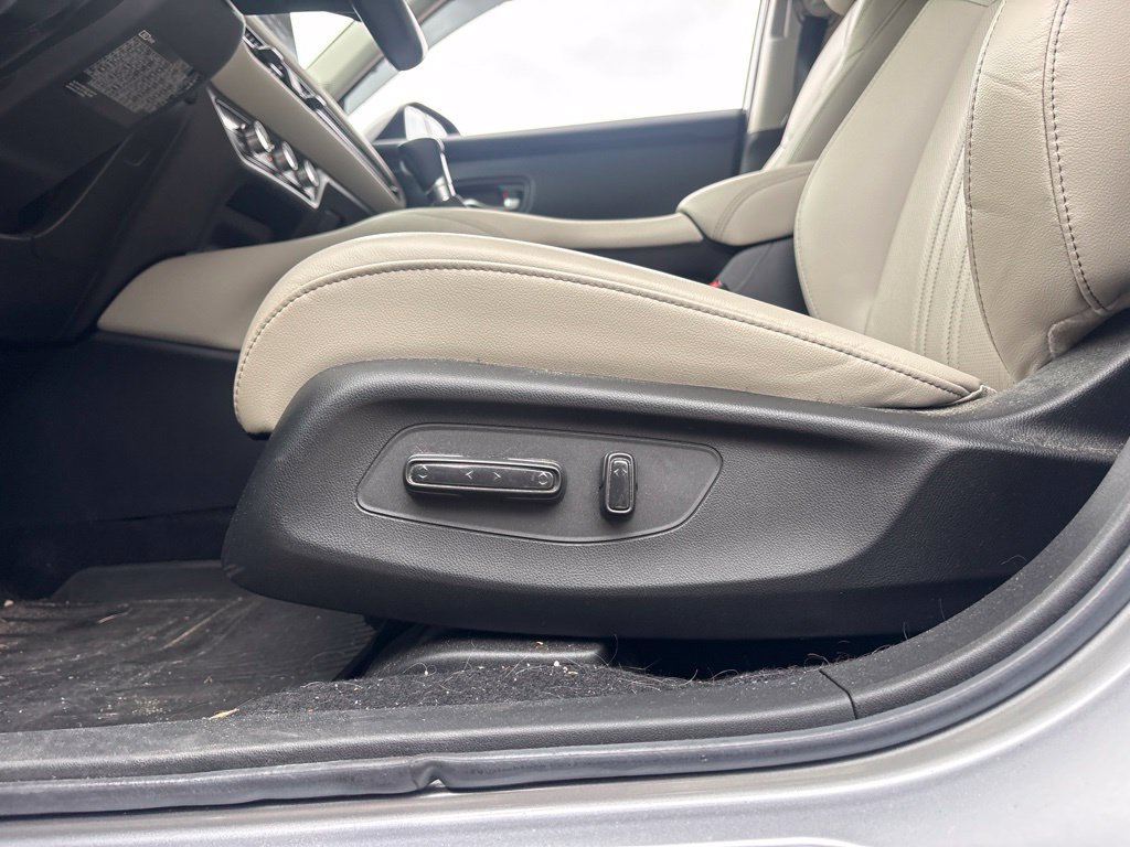 Used 2024 Honda HR-V EX-L image 10