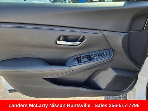 Used 2025 Nissan Sentra SV w/ All-Weather Package FWD image 21