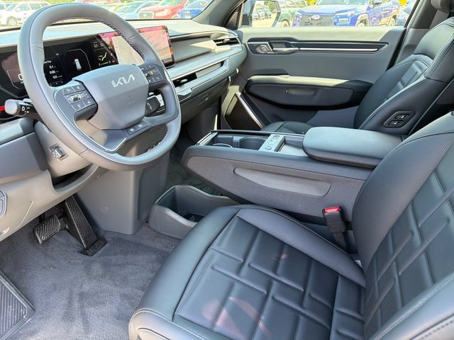 New 2026 Kia EV9 Land w/ Nightfall Edition Package AWD/4WD image 18
