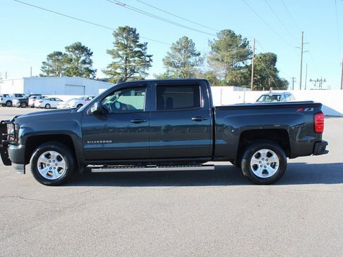 Used 2018 Chevrolet Silverado 1500 LT w/ All Star Edition image 5