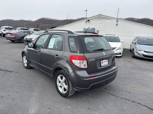 Used 2012 Suzuki SX4 Base image 6