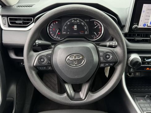 Used 2024 Toyota RAV4 LE image 13