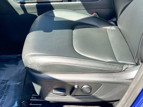 Used 2024 Kia Sportage EX image 19