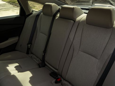 Used 2024 Honda Accord EX image 18