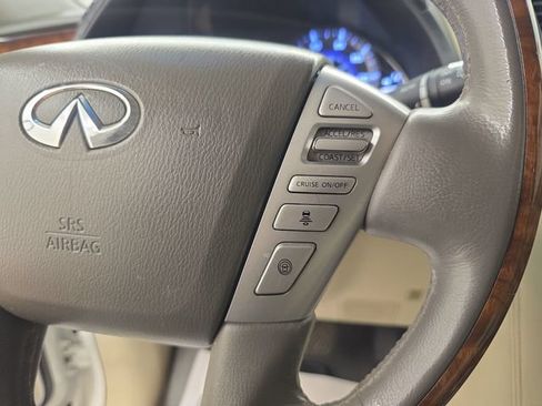 Used 2017 INFINITI QX80 4WD w/ Deluxe Technology Package image 40