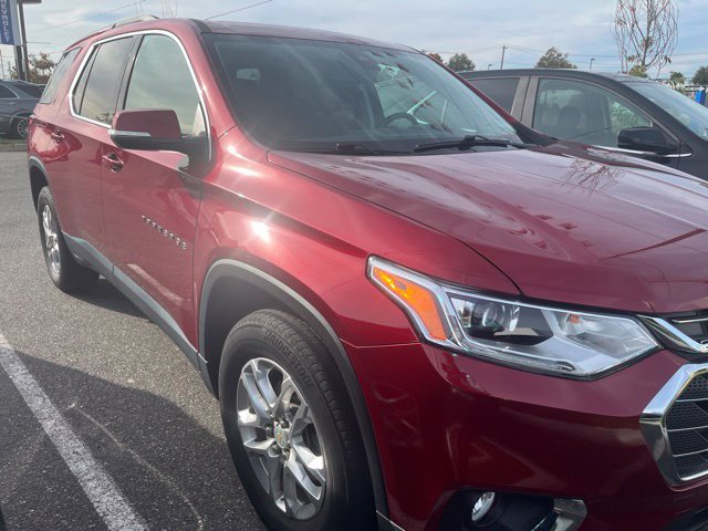 Used 2021 Chevrolet Traverse LT AWD/4WD image 2