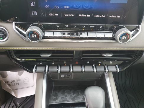 Certified 2024 Chevrolet Colorado ZR2 w/ Technology Package image 22