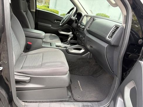 Certified 2023 Nissan Frontier SV w/ Technology Package image 19
