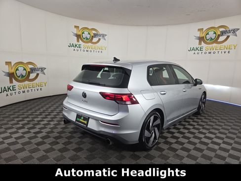 Used 2022 Volkswagen GTI SE FWD image 9