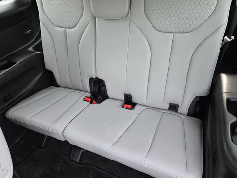 Used 2021 Hyundai Palisade SEL w/ Premium Package image 31