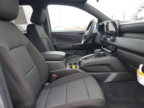 Used 2025 Chevrolet Colorado W/T w/ WT Custom Package image 26