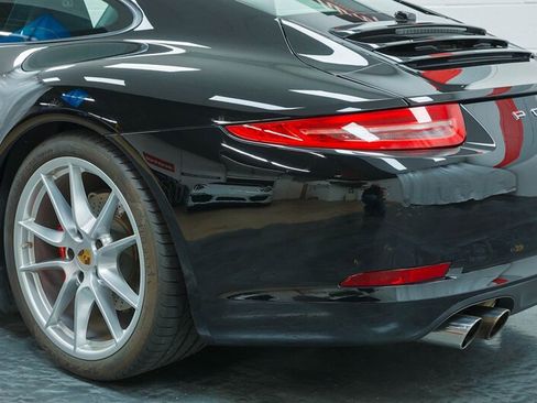 Used 2015 Porsche 911 Carrera S image 19