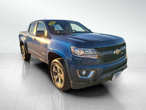 Used 2019 Chevrolet Colorado Z71 image 3