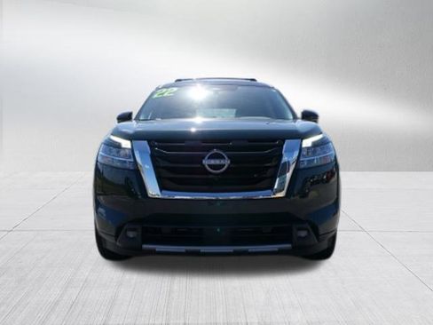 Used 2022 Nissan Pathfinder SL image 8