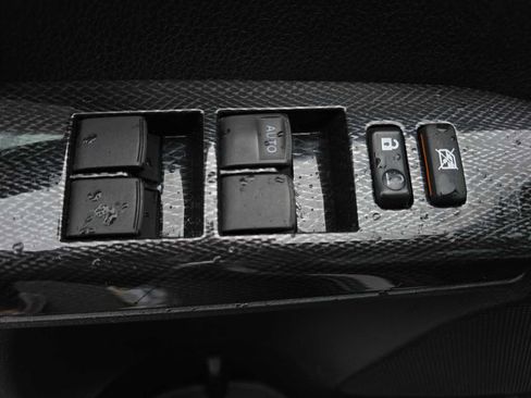 Used 2018 Toyota RAV4 Adventure image 24