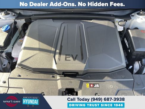 Certified 2025 Hyundai Ioniq 5 SEL RWD image 32