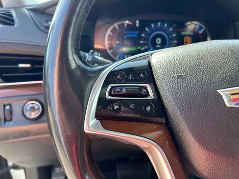 Used 2018 Cadillac Escalade Luxury image 15
