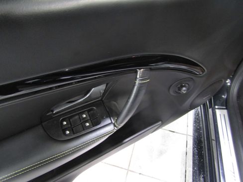 Used 2018 Maserati GranTurismo Sport image 7