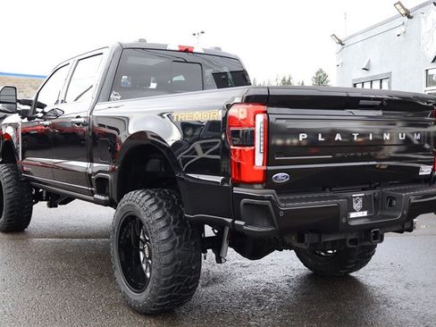 Used 2024 Ford F350 Platinum w/ Tremor Off-Road Package AWD/4WD image 3