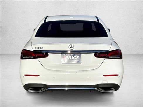 Used 2022 Mercedes-Benz E 350 Sedan image 4