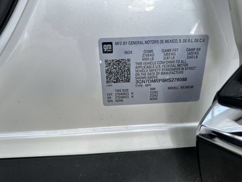Certified 2024 Chevrolet Equinox EV LT w/ Active Safety Package 3 FWD image 30