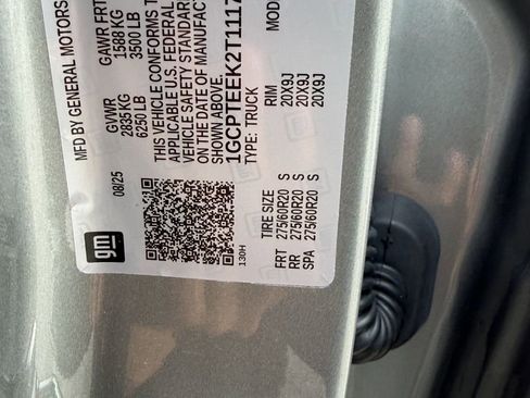 Used 2026 Chevrolet Colorado Trail Boss AWD/4WD image 32