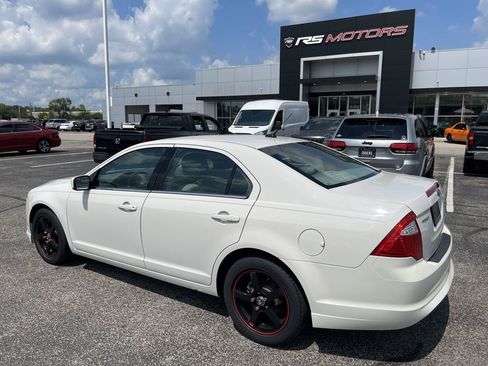 Used 2012 Ford Fusion SE FWD image 3