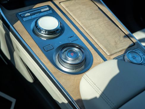 Used 2023 Genesis GV80 2.5T w/ Advanced Package image 26