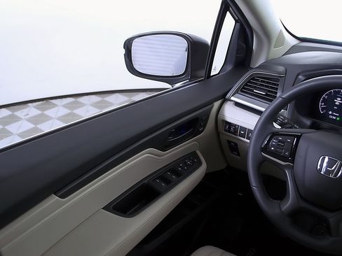 Used 2026 Honda Odyssey EX-L image 29