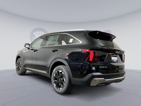 New 2026 Kia Sorento S image 4