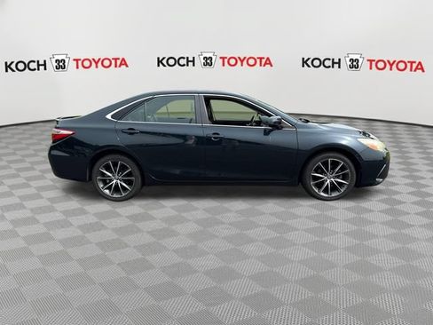 Used 2015 Toyota Camry XSE w/ Moonroof Package FWD image 9