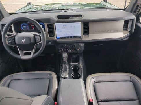 New 2025 Ford Bronco Outer Banks image 15