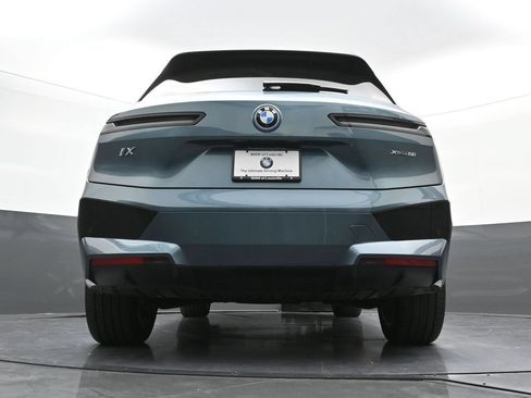 Used 2024 BMW iX xDrive50 w/ Sport Package AWD/4WD image 26