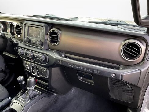 Used 2019 Jeep Wrangler Unlimited Sport S image 26