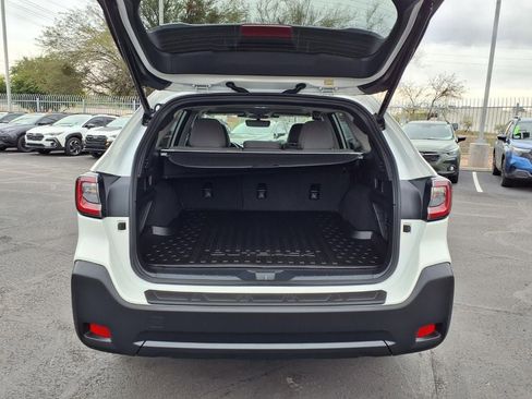 Certified 2025 Subaru Outback Premium w/ Popular Package #1A image 17