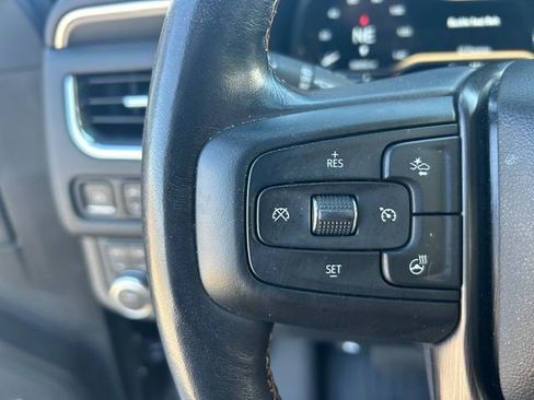 Used 2023 GMC Yukon AT4 w/ AT4 Premium Package image 22