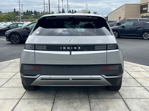 Used 2023 Hyundai Ioniq 5 SEL w/ Cargo Package AWD/4WD image 8