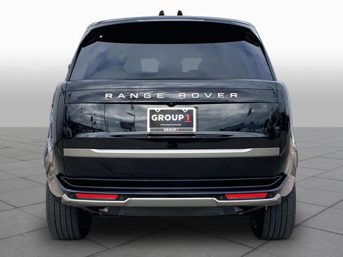 Used 2025 Land Rover Range Rover SE AWD/4WD image 5