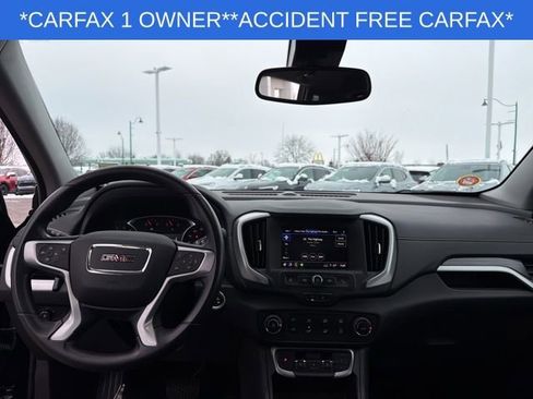 Used 2023 GMC Terrain SLE image 20