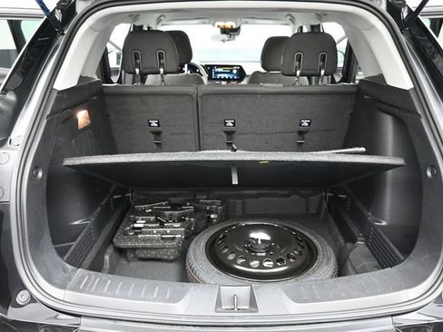 Used 2025 Chevrolet TrailBlazer LT AWD/4WD image 29
