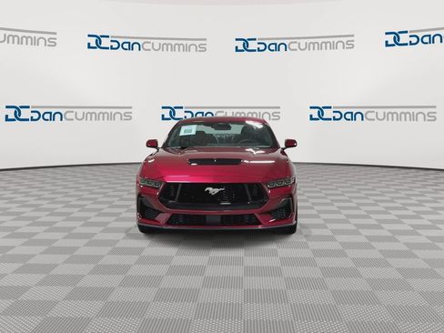 Used 2025 Ford Mustang GT Premium RWD image 3