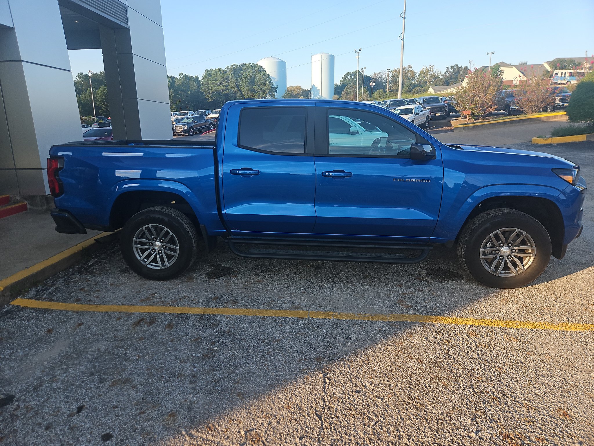 Used 2024 Chevrolet Colorado LT w/ LT Convenience Package RWD image 5