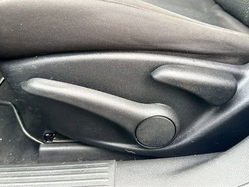 Used 2014 Dodge Dart SE w/ Convenience Group FWD image 18