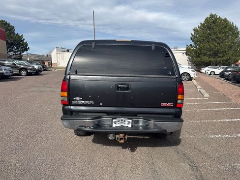 Used 2005 GMC Sierra 2500 SLT w/ Heavy-Duty Power Package image 6
