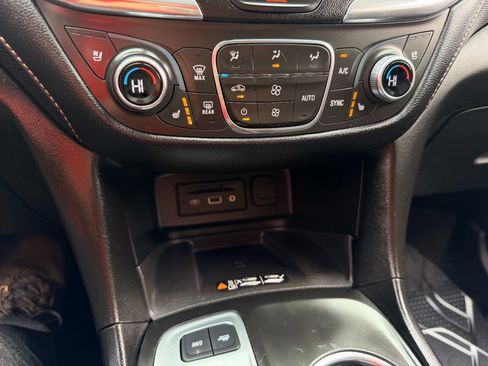 Used 2019 Chevrolet Equinox Premier AWD/4WD image 51
